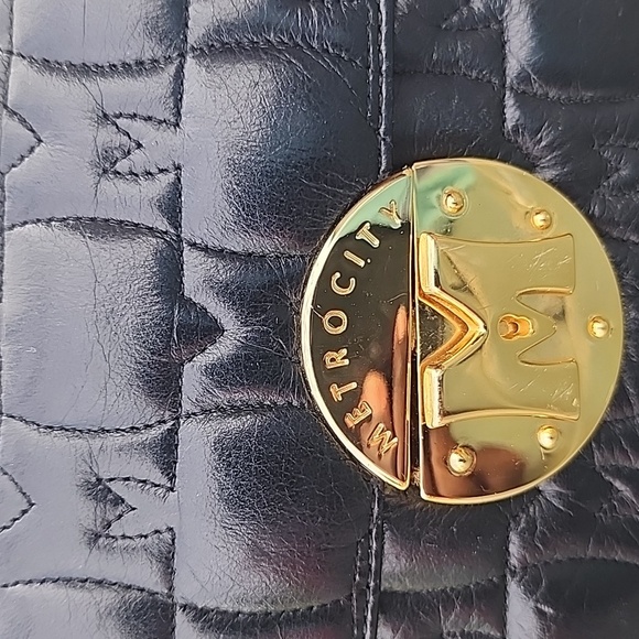 METROCITY Black Embossed Logo Quilted Leather Mini Bag - Picture 8 of 16